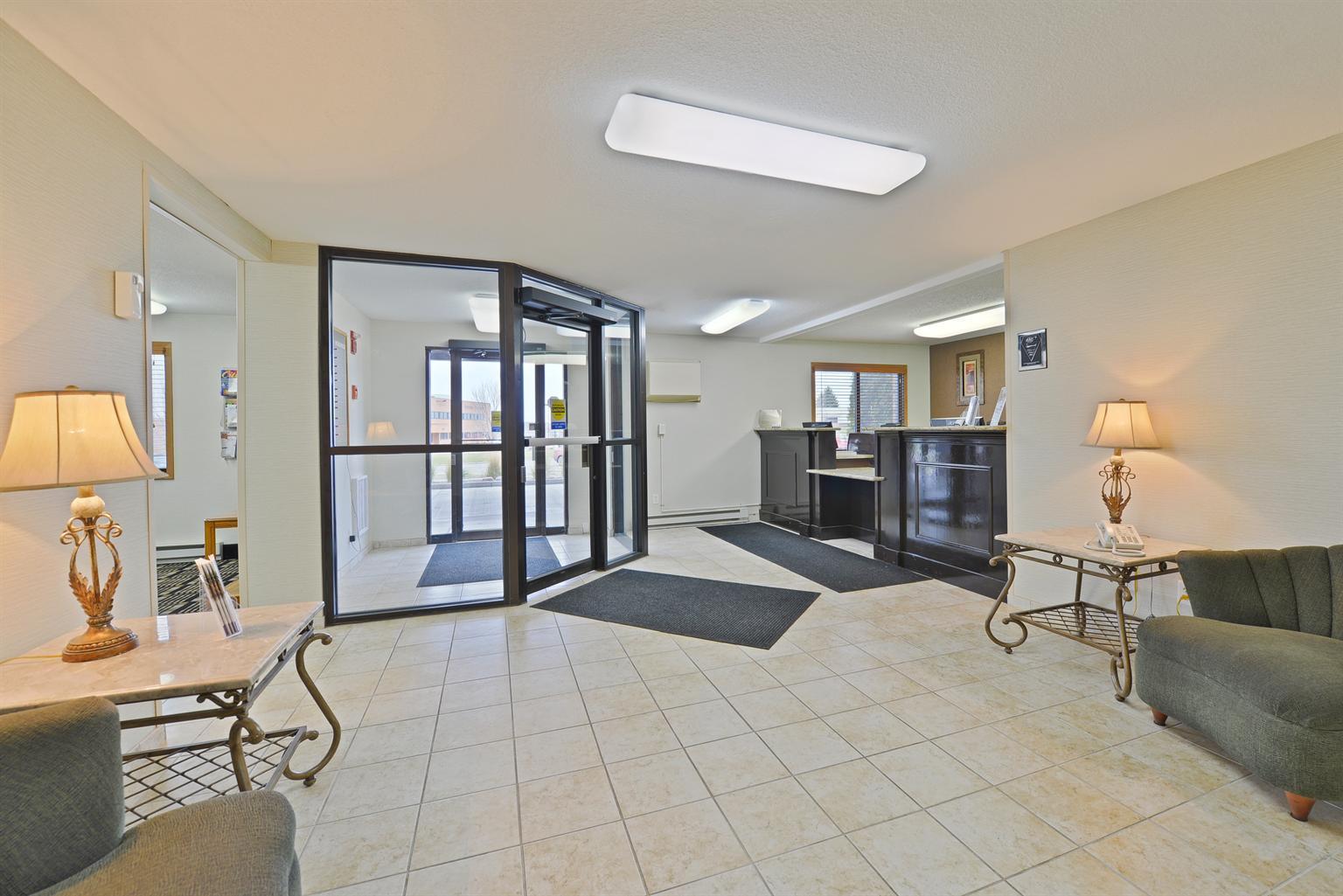 Americas Best Value Inn And Suites Bismarck Buitenkant foto