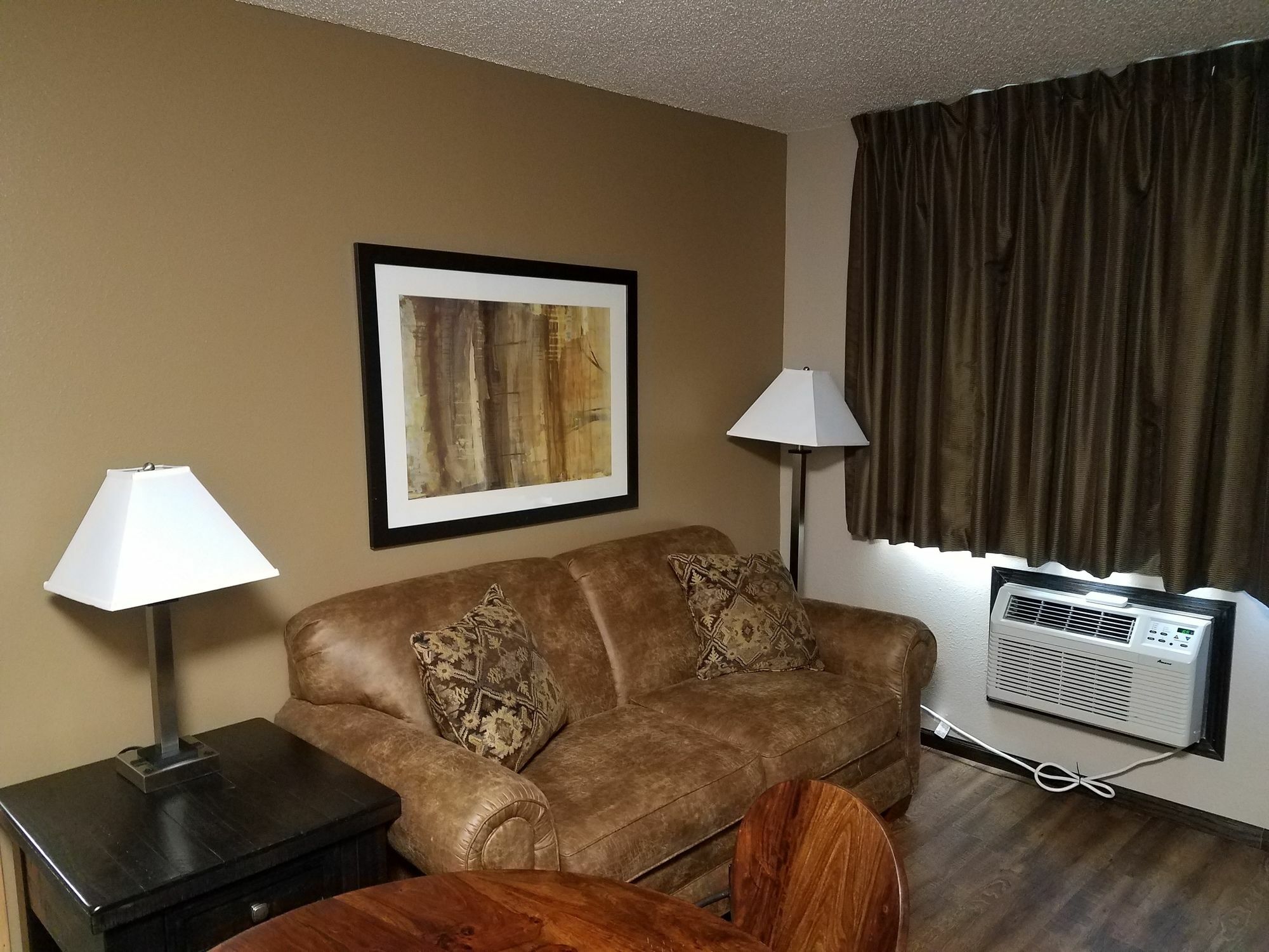 Americas Best Value Inn And Suites Bismarck Buitenkant foto